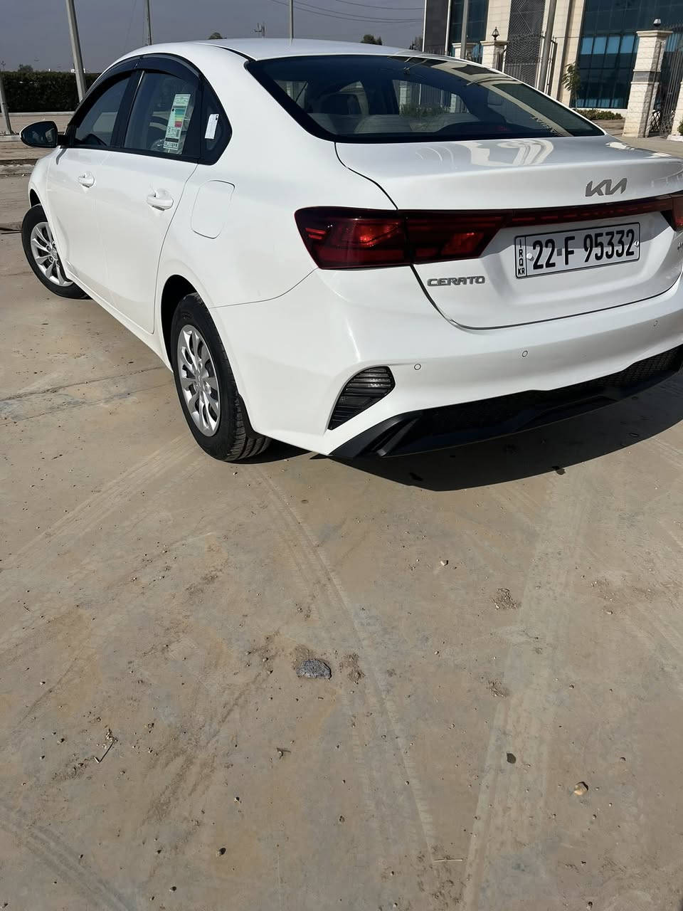 السلام عليكم سيراتو 2024ماشيه 10 مكينه 2000سياره مكفوله عده شخط واضح بلصوره سعر ١٩٠ قفل مكان واسط عزيزيه مكلف بلنشر رقم الهاتف ***********
