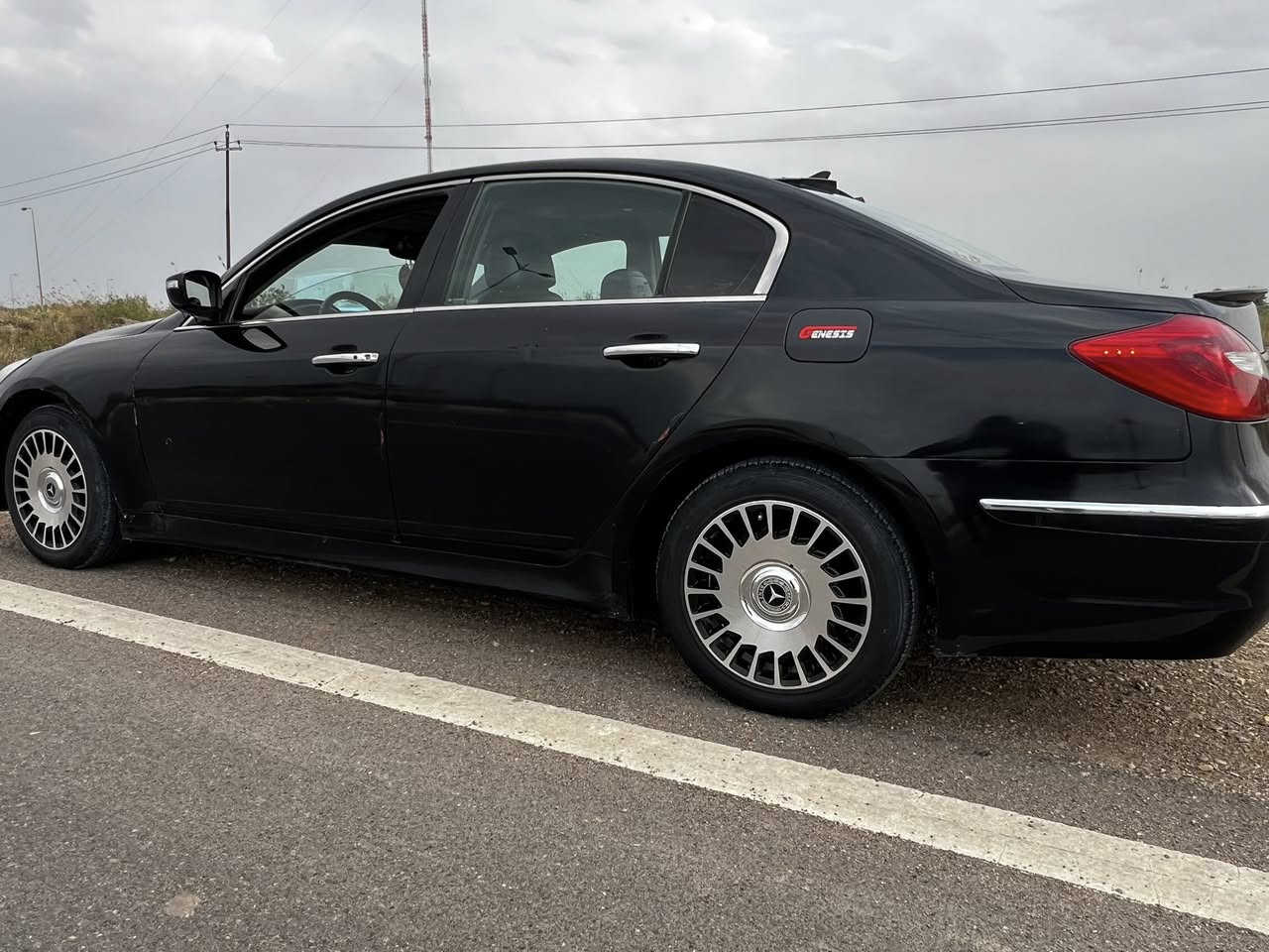 سلام عليكم
جنسيس 2012 وارد امريكي
رقم بغداد تحويل ثاني يوم
مكينه 6 سلندر 3800
كير مكينه تبريد تدفى شرط الشغل
حداديه جديده توني مسويها 
تخم تاير جديد 
منضومه زنون ناصي وعالي 
بيع او مراوس حسب القناعه 
مكاني ناصريه 
سعر120 وبيه مجال
***********
