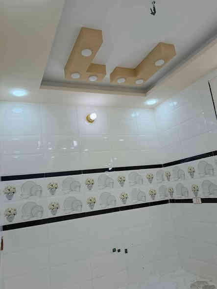 مكتب التساهل للعقار بيت للبيع
عنوان البيت مقابل ملحق قرية الغدير‏‪0780 037 4167‬‏☎️
تفاصيل البيت 👇👇المساحه 110متر 
#ال. العنوان نجف 
سعره 50وبيه مجال 
#غرف نوم عدد 2
#وصاله عدد 
#حمامات عدد 2 
 
#ملاحضة البيت بناء 2025
سند 25
#شارع عرض 10متر
ماء+كهرباء+كيبل ضوئي مقابيل +مولده+مدارس حكوميه واهليه ومول تسوق منزلي 

جميع الخدمات متوفره
للاتصال 
‏‪0780 037 4167‬‏واتساب
