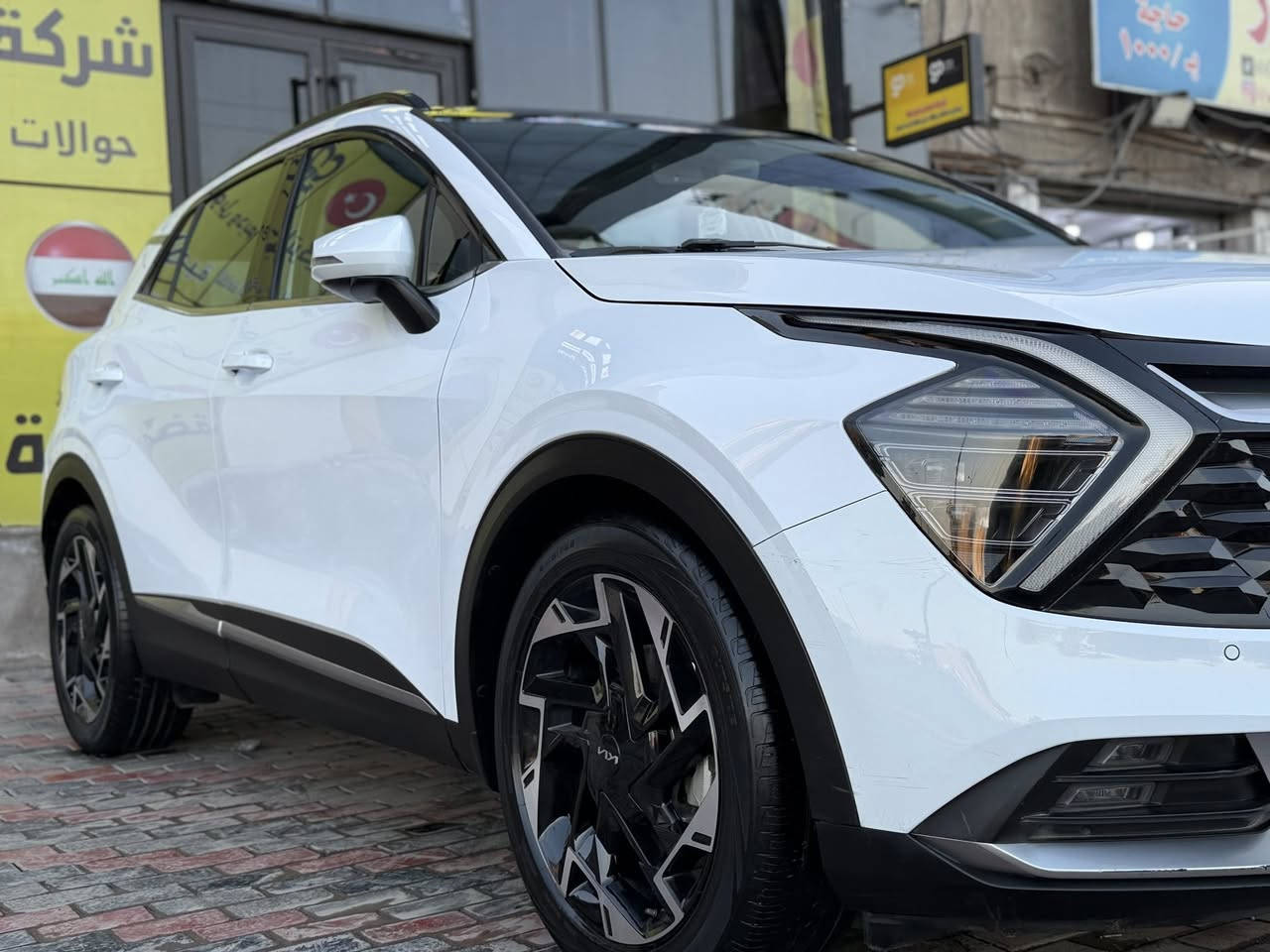 سلام عليكم سبورتج٢٠٢٣. وكاله نيم
رقم. اربيل الدولي باسمي 

ماشيه49km 

مكفوله من البارد والصبغ والتبديل 

سياره عل وضع الشركه 

فول مواصفات ١/١

كشن حار بارد 

تحكم كشن كهرباء

منافذ شحن بلمقاعد 

مود درايف 

بانوراما

كاربلي 

شاشه دجيتل 

شفتات وتدفئه مقود 

جنطه كهرباء 

شحن لاسلكي 

فول الفول 

مكاني بغداد 

السعر 223 بيها مجال

للاستفسار ***********
