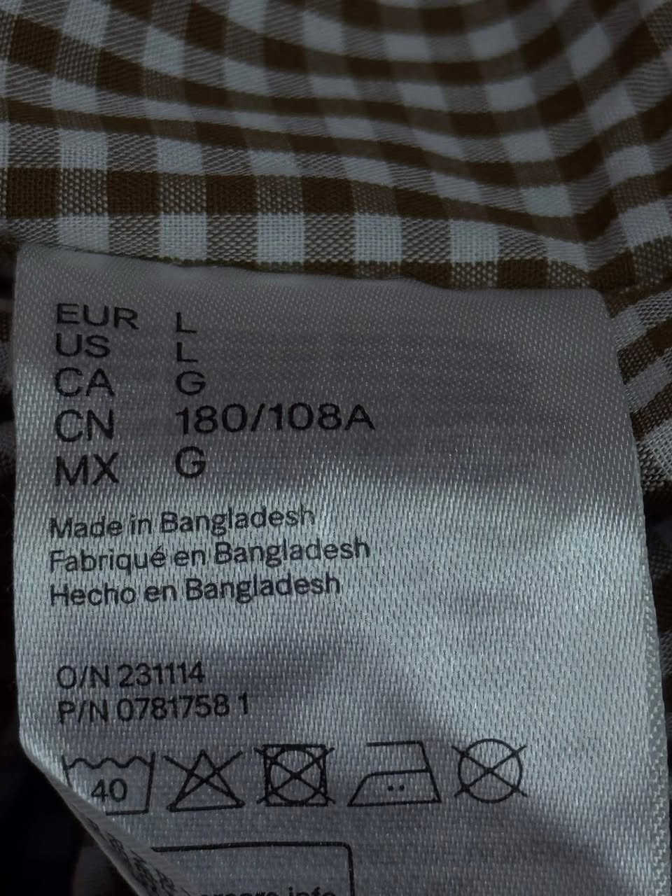 قميص H&M اورجينال نضافة100‎% ‎

قياس : L

‏MADE IN BANGLADESH

غير مستخدم

———————————————-

يوجد توصيل 🚚 ( بغداد - محافظات العراق )

☎️رقم الهاتف : ***********

للحجز - دايركت
