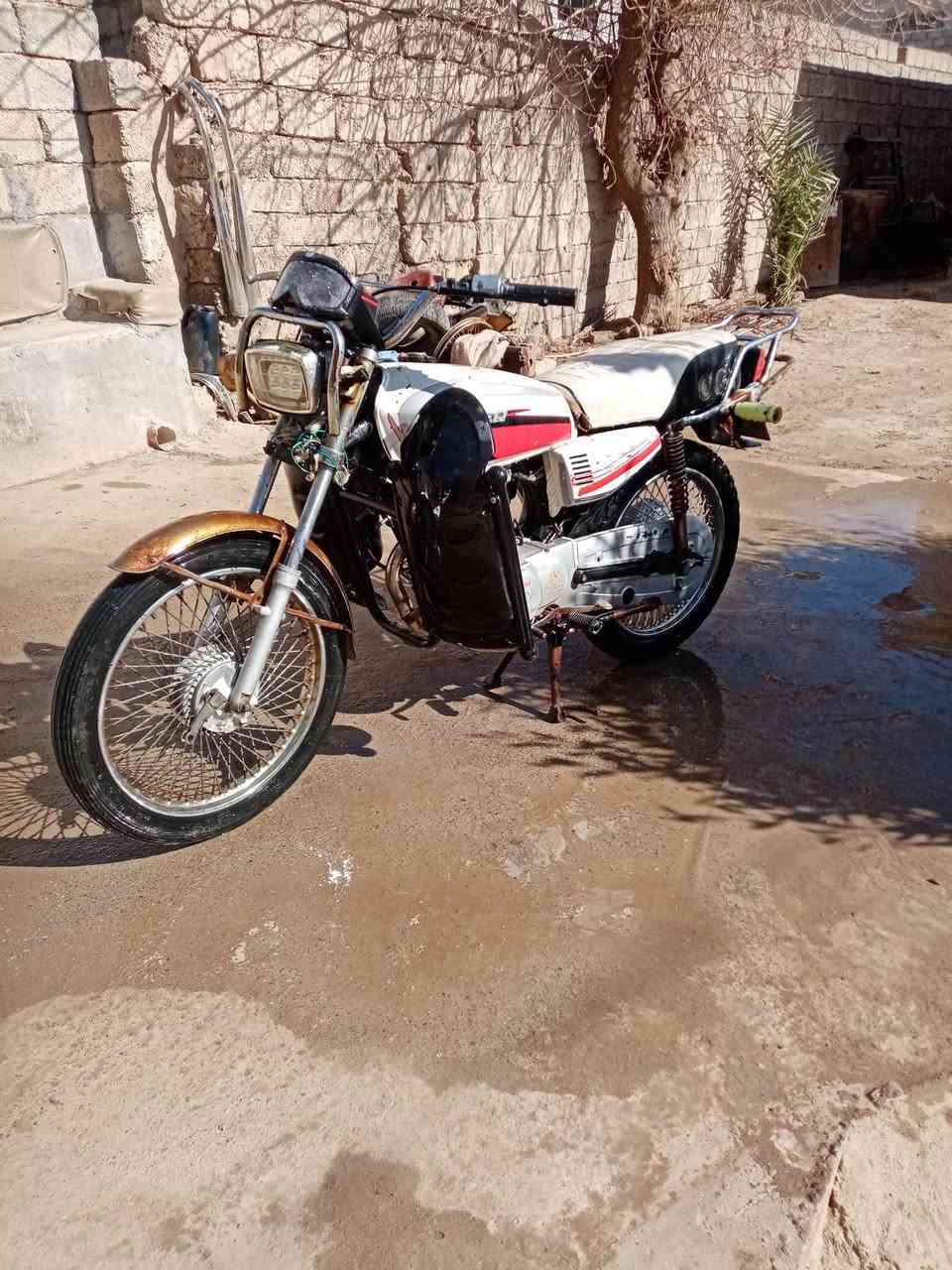 السلام عليكم ماطور اللبيع تايكر.موديل ٢٠١٩ كهربائية كلشي شقالة شرط النضافة السعر ٣٥٠ وبيهة مجال اتصل على الرقم ***********
