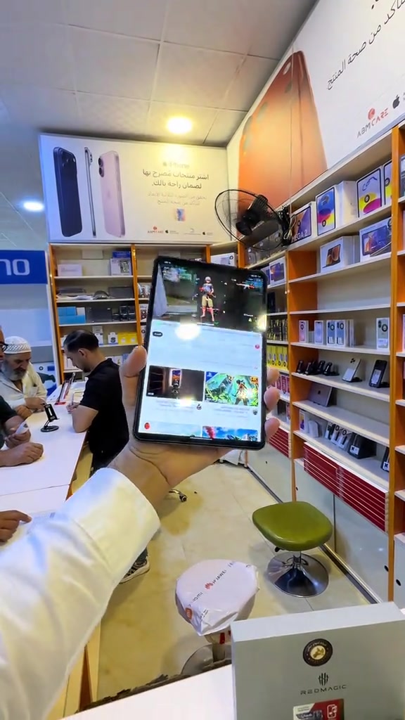 اتوفرت قطعة من العملاق 🔥🔥 ريد ماجك أسترا – نسخة 12GB + 256GB 🔥 ✅ المعالج: Snapdragon 8 Elite الأقوى للألعاب ✅ الذاكرة العشوائية: 12GB LPDDR5T ✅ الذاكرة الداخلية: 256GB UFS 4.1 Pro ✅ الشاشة: OLED قياس 9.06 إنج بدقة 2.4K ✅ معدل التحديث: 165Hz فائق السلاسة ✅ نظام التبريد: ICE-X مع مروحة تبريد مدمجة ✅ البطارية: 8200mAh ✅ الشحن السريع: 80W ✅ الكاميرا الخلفية: 13MP ✅ الكاميرا الأمامية: 9MP ✅ نظام التشغيل: Android 15 مع REDMAGIC OS ✅ سماعات ستيريو مزدوجة بتقنية DTS:X Ultra ✅ مستشعر بصمة وفتح قفل بالوجه ⚡ أقوى آيباد ألعاب بأداء احترافي وتجربة سلسة للألعاب الثقيلة والبث المباشر. 🛑 للأستفسار اكثر مراسلة الصفحة  🛑 او الاتصال على الرقم *********** 🛑 اوقات الدوام من 8:30 صباحاً إلى 6:00 مساءاً  🛑 العنوان : بعقوبة - خلف الاسواق المركزية
