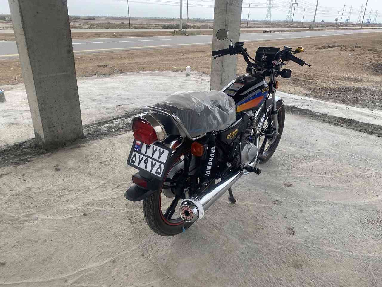 كوير ايران 200 كابريتر
محرك مفتوح فقط بستم 
مطابقه من تاير للتاير 
دهن امزويل
بانزين فقط محسن 

اخوان سعر 1200 وبيهه مجال بسيط

بدون اوراق 
شراي يتصل وبخدمتة
***********
