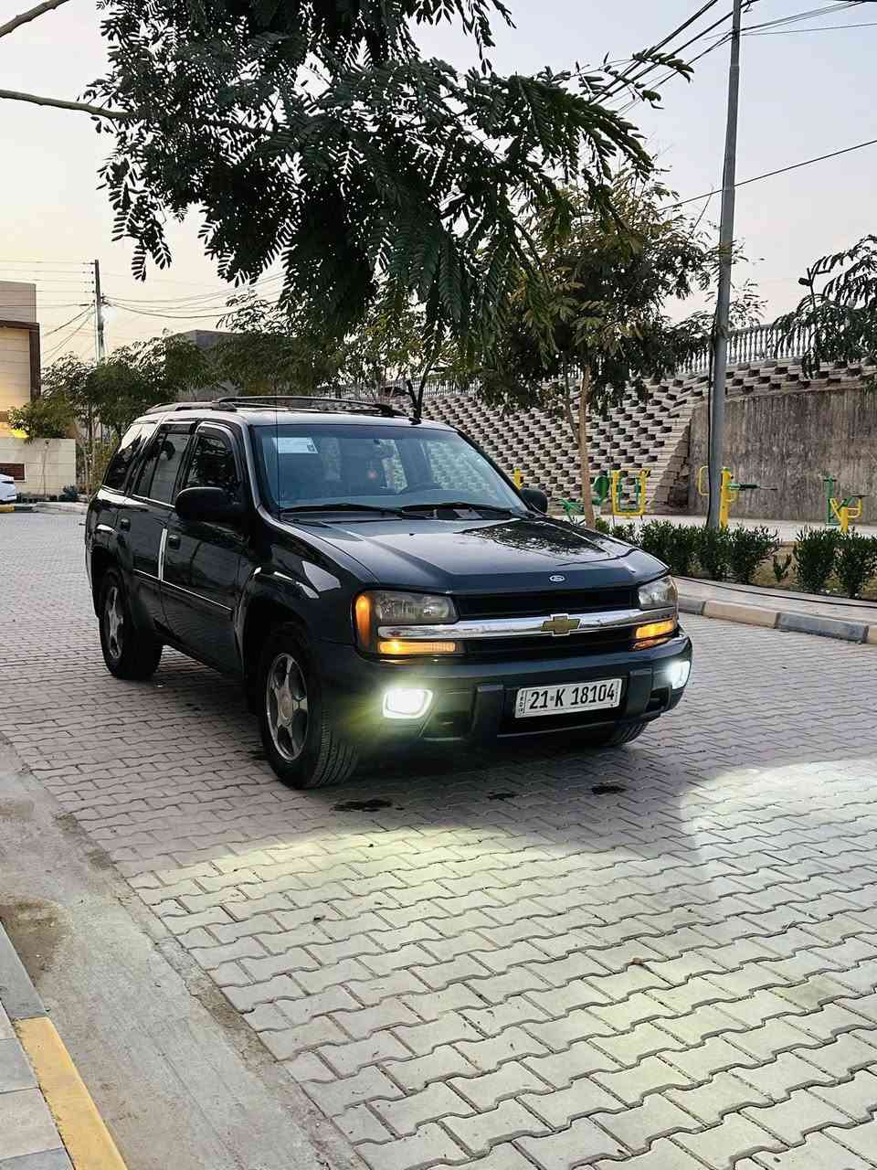 السلام عليكم
تريل بلايزر 2007 مكفوله كفاله عامه بدون صبغ بدون حادث ٦ سلندر ماشيه ١٨٥ الف كيلو متر حقيقي كلشي بيها بلاد شركه 
تخم تاير جديد هزه سنويه ارقام كلها جديده 
سعر ١١٠ وبيها محال بسيط 
 *********** مهندس احمد 
 *********** واتس اب
