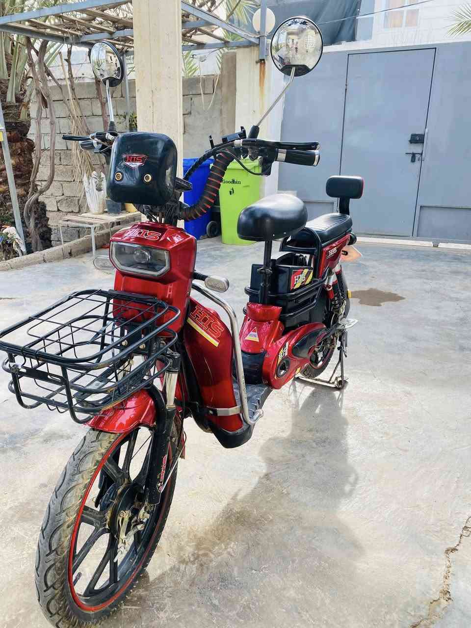 سلام عليكم اخوان موجود بايسكل شحن ( للبيع )
نضيف ع شوفت عينك اي مشكله مابيه .
بالاضافه موجوده شاحنته و بايدرات كذالك. 
بنسبه لسعر تعالي خاص وتدلل . 
رقمي : ***********
