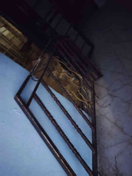 السلام عليكم
كيسبان ٨متر للبيع
محجر ٣قطع
قاطع بي بي سي وأبواب بي بي سي عدد٢
***********
كوفه كنده
