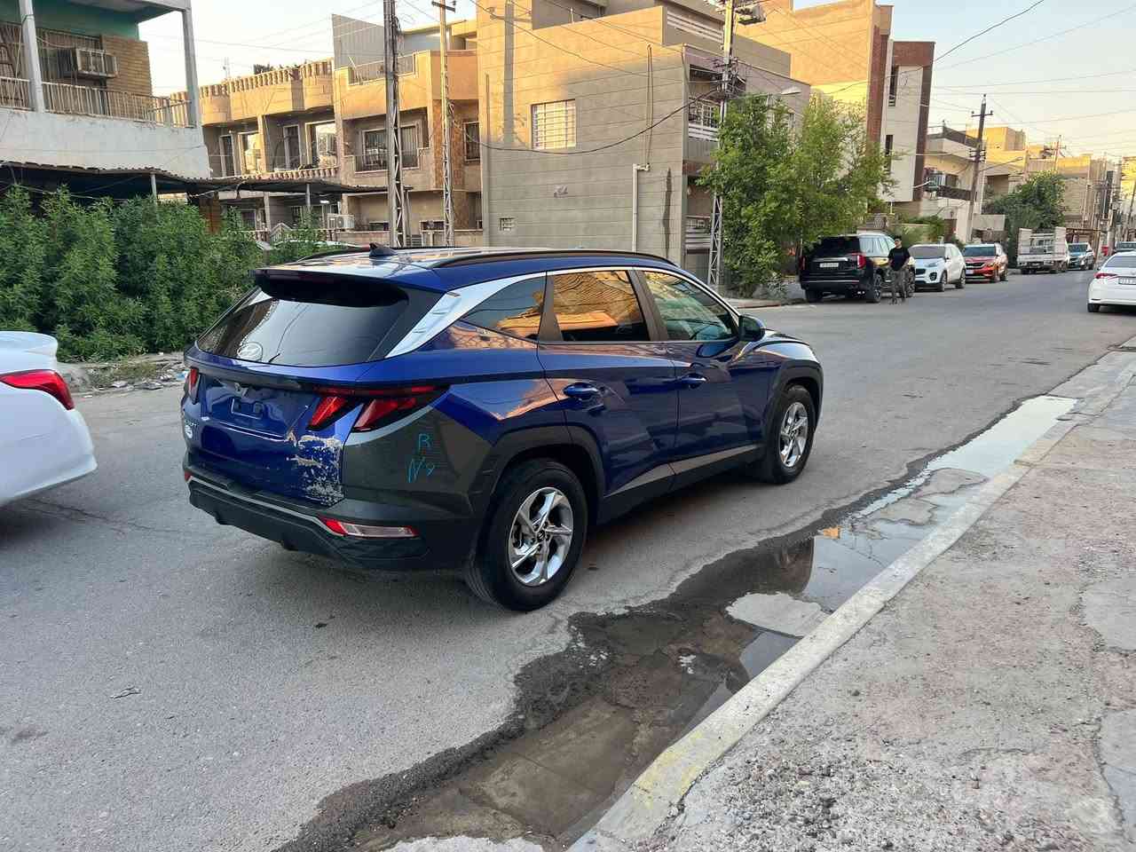 توسان 2024 وارد امريكي فول ماعدا الفتحه محرك 2500دخال جديد منفيس بسمي بدون رقم حادثها شبر قبق جنطه مدفوع كمرك وضريبه ع جيد كرسي كهرباء تشغيل عن بعد شحن واير ليز تبريد قطع تين جنطه كهرباء رادارات تايبسي خلفي مكفوله من صبغ مكان سياره بغداد اي ستفسار تصال بالرقم ***********السعر 173
