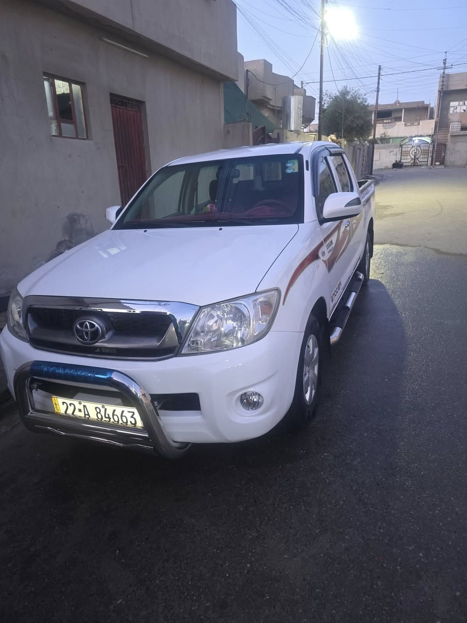 هايلوكس 2010 سياره وضع شركه كلها شرط سعر《185》***********0 \***********
