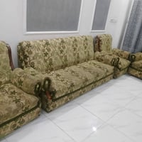 تخم عشرة مقاعد بحالة ممتازة سعر جيد   السعر  225 الف مع مجال بسيط  الك...