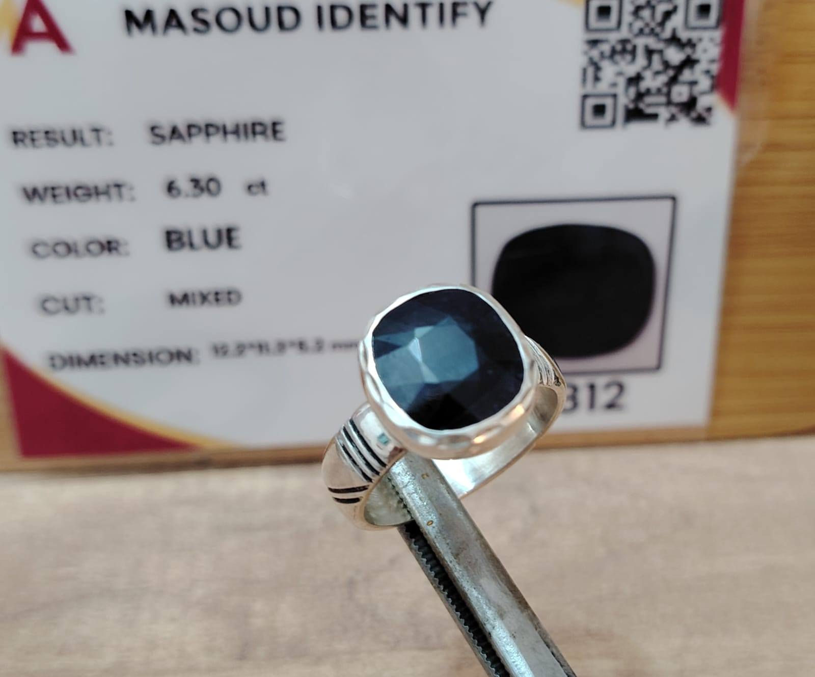 خاتم من حجر الزفير الافريقي الطبيعي
صياغة يدوية ثقيلة فضة عيار ٩٢٥
يوجد توصيل الى جميع المحافظات
التواصل ع الخاص او ع الواتساب ***********
