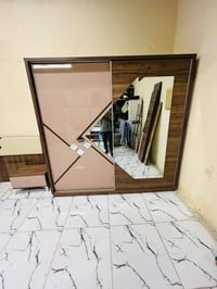 غرفة نوم • مستعملة • ٥ قطع