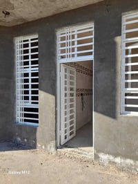 صبغ شبابيك مع تنضيف الشباك  بارخص الاسعار شغل درجه اوله 07703202156 بي...