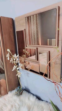 اخوان عندي غرفه نوم تركيه  مامستعملتهه بسبب التحول من البيت فقط نصبتهه...