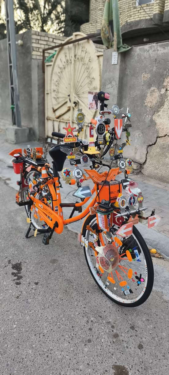 السلام عليكم باسكل حجم 26 كامل مكمل ونضيف كلش موديل 24 امبي ثري +هورنات ثنين تك كوستر وبوش جنح اصليات سعره قفل هوه والهورنات 500 بدون الهورنات 400قفل للاتصال ***********
