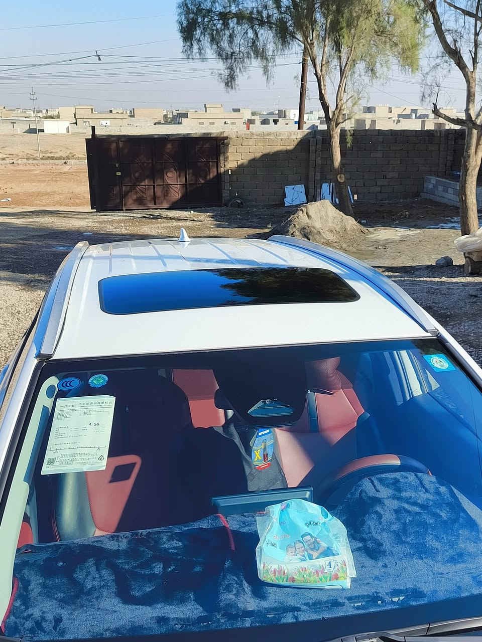 سلام عليكم للبيع نقد فقط كورله كروس موديل 2025 رقم نينوئ باسمي تريد تحويل ثاني يوم 
مواصفات فول محرك هايبرد كهربائي سبورتج كشانه جلد تحكم كهربائيّ  
السعر182 وبيها مجال الطيبين  
*********** المكان ناحيه القياره
