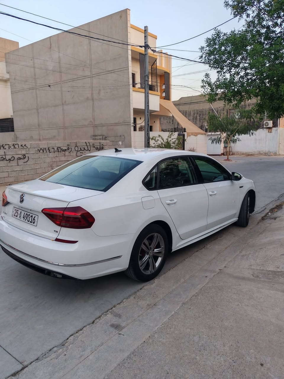 باسات موديل ٢٠١٨ Rlin   رقم كركوك بأسمي تحويل ثاني يوم بيها جاملخ صبغ وشوية من البنيد سعر 145$وبيها مجال للاستفسار ***********
