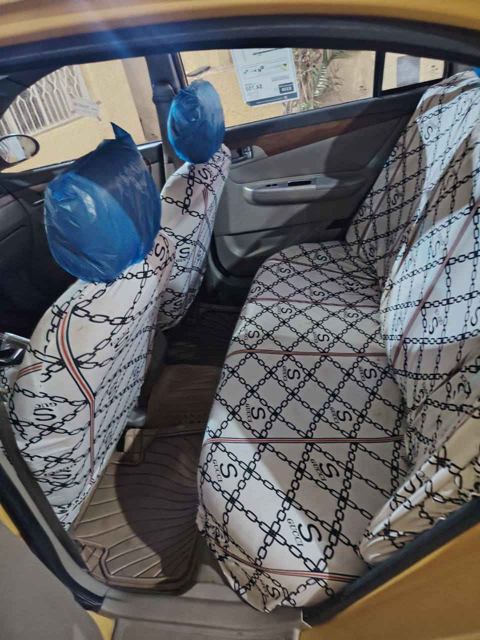 السلام عليكم 
سياره ليفان 620 رقم بغداد موديل 2013 بسمي 
مكيمه وكير مكفولات المكينة محور مال كورله   
بيه دوسه وهلال مصلحات اثر خياس 
التبريد يرادله عاز كهربائيات كله جاهزه 
السعر 52 وبيه مجال 
***********
***********
