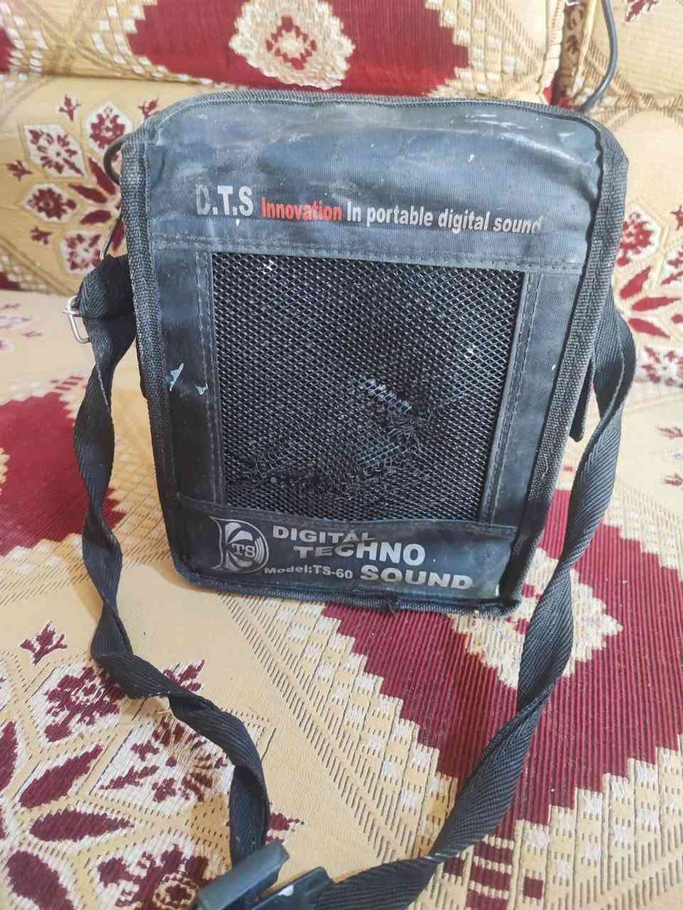 جهاز ملايه حجم زغير نوع تكنو ساوند السعر 40 الف موجود توصيل


**إذا كنت صاحب هذا الإعلان وتريد حذفه لأي سبب، رجاءا أرسل رسالة إلى الدعم الفني**