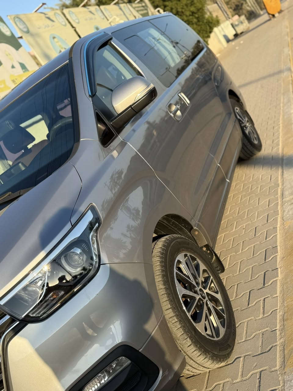 سياره ستاركس VIP بنورما فتحتين جامات شفط فورويل محرك دبلو مكينه وكير كفاله شرط السياره بعدها زيرو السياره مكفوله ما عدا رشت صبغ خفيفه بالجاملغ بدون ضربه حدايه بلاد جديده +تخم تاير جديدالسياره جاهزه للاخير مال جناي ما اتعبك مديل 19 معلايه 23 السياره بسمي تحويل ثاني يوم الشراي يتفضل خاص 

ملاحض السياره بيها تسجيل كامرات بالجامات
سعر السياره347$ وبيها مجال تواصل هذه الرقم 👇👇
***********
