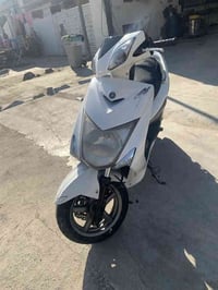 سكنس لد كفالة عامة يابانية دراجة نكرة بكل وقت مابيهة اي نقص سعرهة 1250...