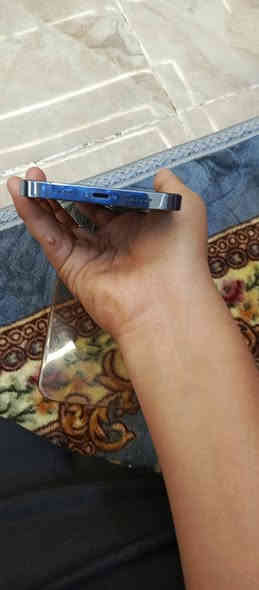 السلام عليكم
13برو ماكس للبيع
بطاريه مال 78 بلادي🔋
ذكرتة 256🖨️
الجهاز بس شاشة مبدلة ابلادي 3خيارت فيس ايدي شغال 
دبل سيمكارت Z A
جهاز حلو ونضيف 
سعرة 440الف قفل ابد مابي مجال 💸💵
رقم ***********📞
تواصل خاص مجود🫡
