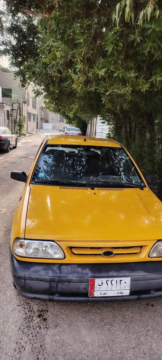 السلام عليكم للبيع سايبه موديل 18 سايبه خير من الله سنويه 27 مصفره هي وغرامات سياره جديده بيها شاملغ اليمنى الامامي بس سياره باسمي مكان بغداد البياع سعر 47 بها مجال ***********
