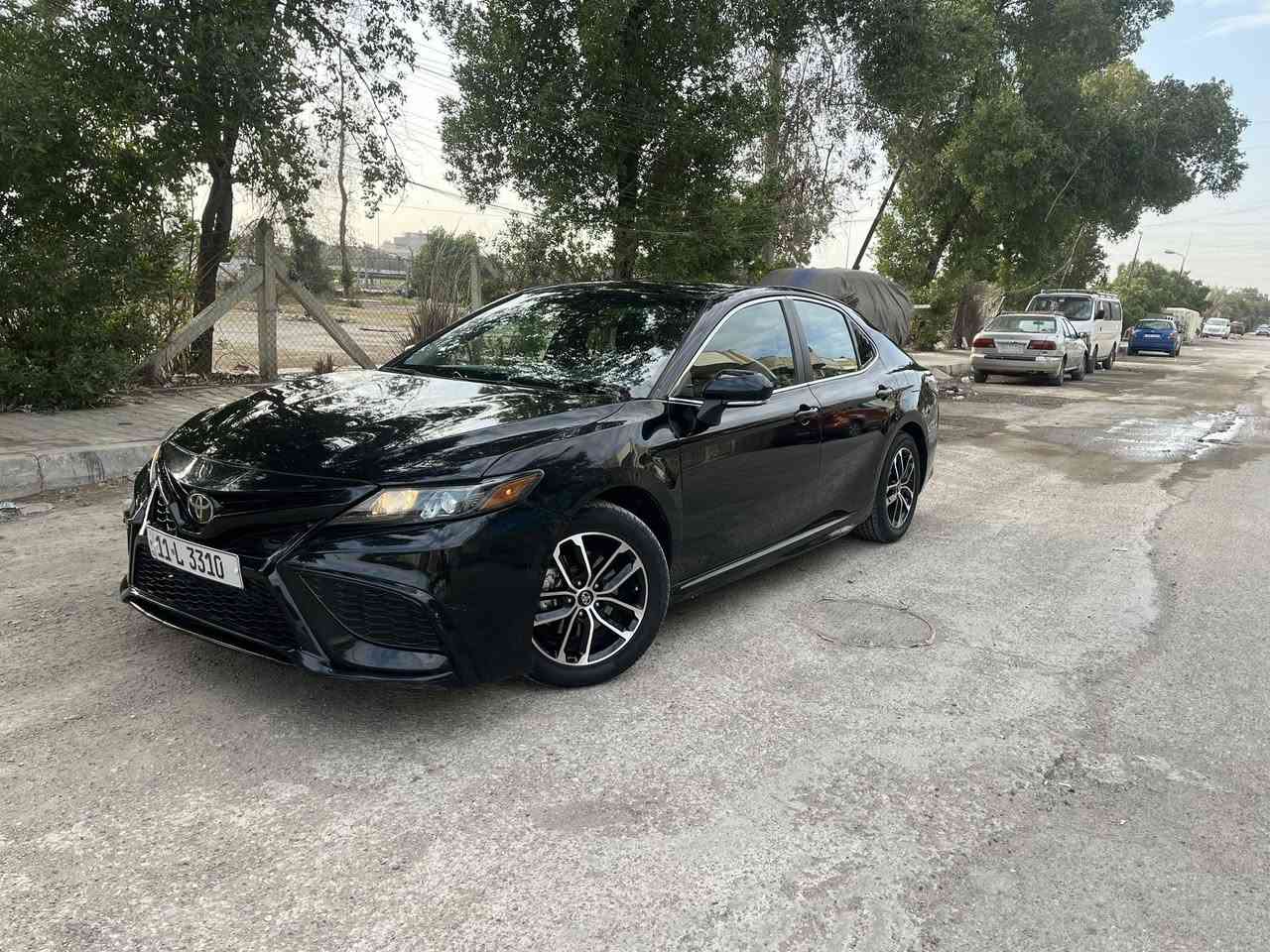 السلام عليكم للبيع TOYOTA كامري موديل 2022 رقم بغداد مميز (3310)بأسمي مواصفات السيارة SE صور الحادث مرفقة حادث امريكا قطعتين وبالعراق قطعتين اثر شخوط بدون معجون السياره جاهزة وجديدة من مكينه كير صدر تبريد كهربائيات بطاريه كله جديد على وضع الشركة مكان السياره بغداد شارع فلسطين السعر ١٦٨ اي استفسار ***********
