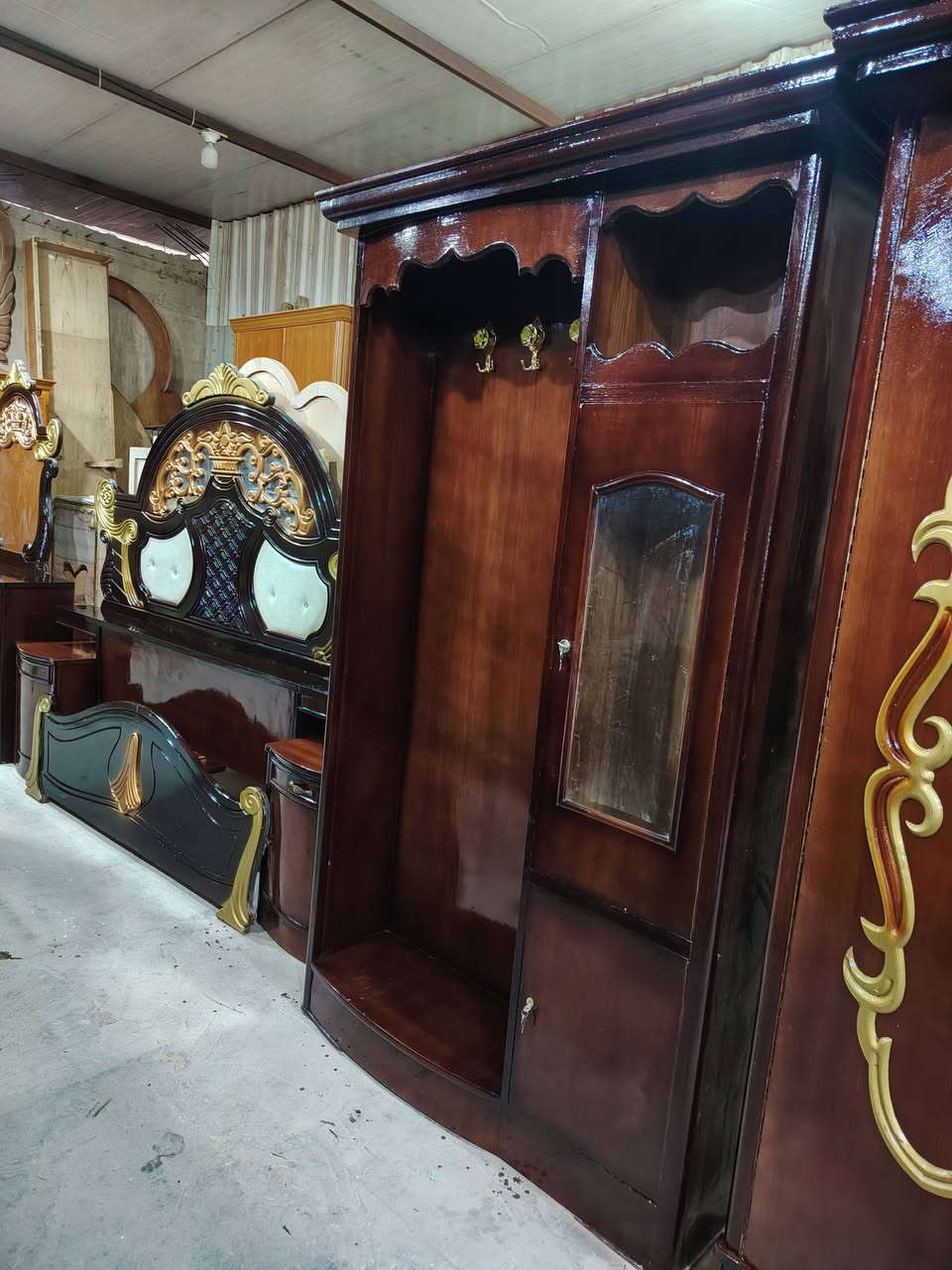 يالله
غرفه نوم ام الخمسه تسكام صاج درجه اولى صبغ بيذنجاني
العنوان النجف حولي مقابل شارع عشرين ***********واتس او الاتصال على الرقم
