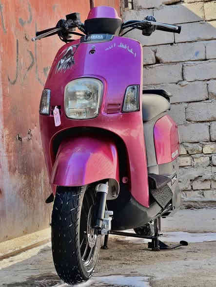 السلام عليكم درجه بوليس كفاله مكينه ما مفتوحه  للبيع موديل 2009 صارلها 9 تشر من طالع من الرمبه ماشيه 55 الف السعر مليون قفل  ***********
