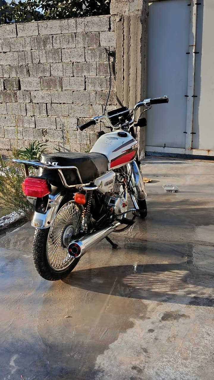 دراجه تايكر لبيع موديل 2021 أوراق ب500وبيه مجال مكان الدراجه حله بكرلي لايرغب  بالشراء لاتصل على الرقم *********** اني مكلف بالنشر
