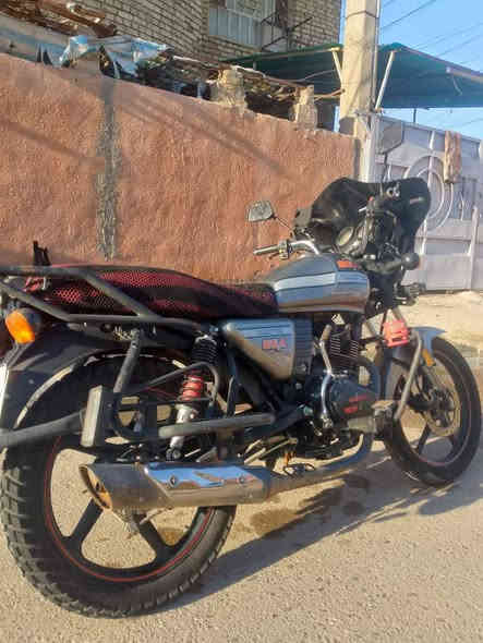 السلام عليكم دراجة دايوان موديل ٢٠٢٣ دراجة نضيفة خير من الله مرقم باسمي مشروع وطني تحول ثاني يوم دراجة ماشية فقط ١٣الف لمكان بغداد فلكة سلمان باك السعر 2مليون و300 وبيها مجال للشراي ***********
