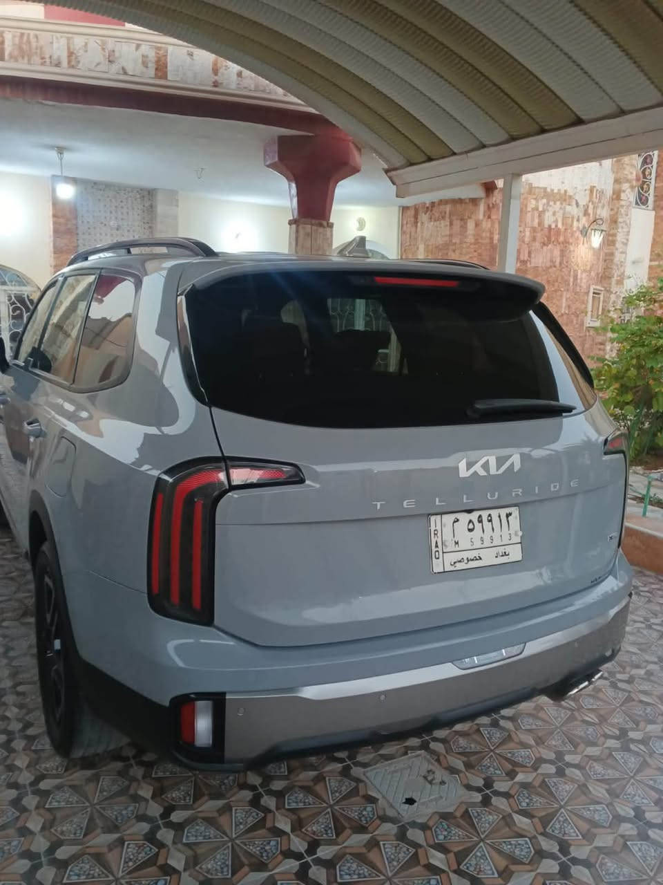 السلام عليكم 

#للبيع

كيا تلرايد 2023  SX Prestige Xline
فول مواصفات 
الحادث كما موضح بالصور 
رقم الشاصي مرفق 
تصليح بارد بدون صبغ 
عداد المسافه 45000mi
لون مميز 
داخل مميز 
المحرك 3.8
رقم بغداد حره 

للاستفسار 
***********
***********

