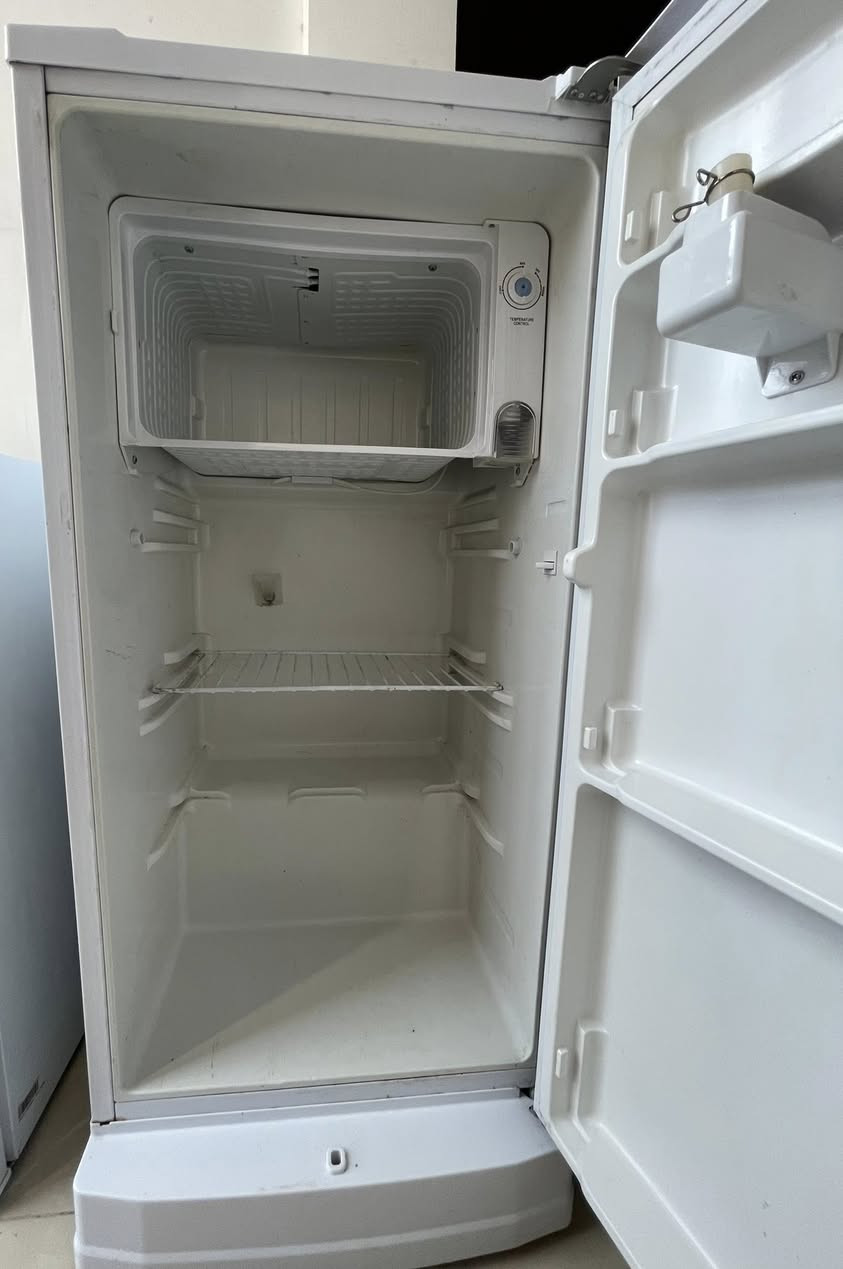 السلام عليكم / ثلاجة للبيع اخو الجديد
الوسط / 120 
الصغيره / 100


**إذا كنت صاحب هذا الإعلان وتريد حذفه لأي سبب، رجاءا أرسل رسالة إلى الدعم الفني**