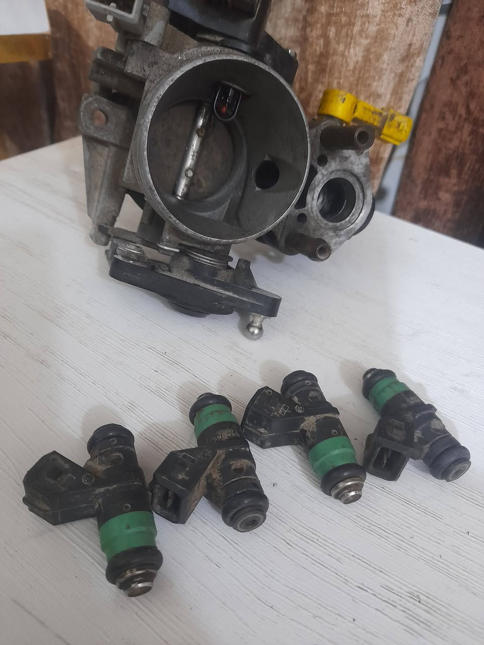 سلام عليكم جويتر ونوزلات بيجو وسمند مكينه فرنسي عل فحص السعر 50 مكان بغداد ***********
