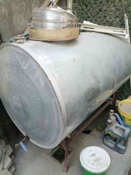 تانكي نفط هو والقاعده ماته للبيع مكاني حي الجهاد
سعر100
***********
