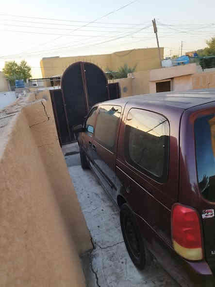 السلام عليكم للبيع. شوفر ليت بلاندر. مديل 2007
السيارة محرك كير. خير من الله. صدر نص عمر. تبريد قطعة وحدة. تبريد ثلج بس منقص غاز. تخم تاير. قبل اسبوع شادهن. 
سنوية 29
السيارة بسمي
السعر 70
الرقم/ ***********
