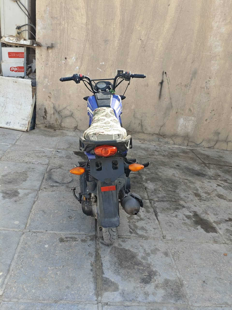 دراجه لل بيع نوvا كلشي شغال سلف هندر هورن اشاير لايت عالي ناصي زنون 2 قفل ستيرن عداد شغال  محرك نعومه فول السعر 350   واتساب ***********
