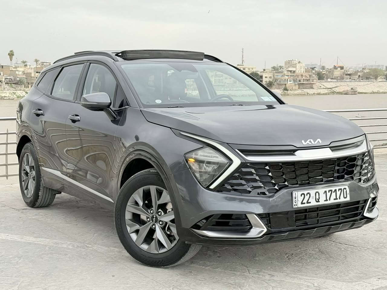 السلام عليكم
سبورتج 2023 SX فول الشكل الجديد رقم اربيل بأسم شركة وكالة او تحويل مضمون وارد امريكي وصور الحادث مرفقة مع الصور حادث  
المواصفات : بصمة / بانوراما / تدفئة كشنات / جنطة كهرباء / تشغيل عن بعد / شاشة ديجتال / جلد / كراسي كهرباء / كرسي خزن ميموري / تدفئة ستيرن / اطفاء ذاتي / شاحن وايرليس / هندبريك دكمة / حساسات امامي وخلفي / قطعتين تبريد / مود درايف / LED امامي وخلفي / بلوجكتر LED / محرك 2500 / مانع انحدار /  اوتو هولد / مانع انزلاق / رادار امامي / رادار جانبي 
مكاني الكاظمية 
للتواصل والاستفسار : ***********
