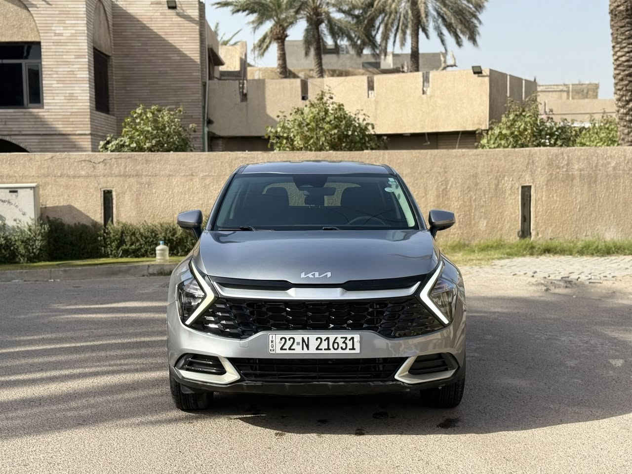 السلام عليكم كيا سبورتج 2023.
رقم أربيل الجديد 

الشكل الجديد حجم الكبير لارج محرك 2500 
حادث ربع بنيد وصفحه السايق شخوط 
يعني خمس قطع صبغ
بدون دواخل سياره جديده 
ماشيه 16ميل
المواصفات
دشبول متغير الالوان الكتروني
تحكم ستيرن جهتين
كامرة دوارة 
شاشة كبيرة ايباد 
عداد دجتل
اوتو ستوب
تبريد قطعتين 
مثبت سرعة
وضعيات قيادة 
رادار
لد نهاري
تحديد مسار
هند بريك بصمة
اوتو هولد
مانع انزلاق
هيتر كشن 

مكان السيارة بغداد زيونه 📍
للتواصل ***********☎️

السعر 173ورقة
