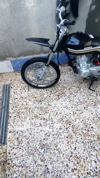 حي الحسين • مكينة • بدون دراجة