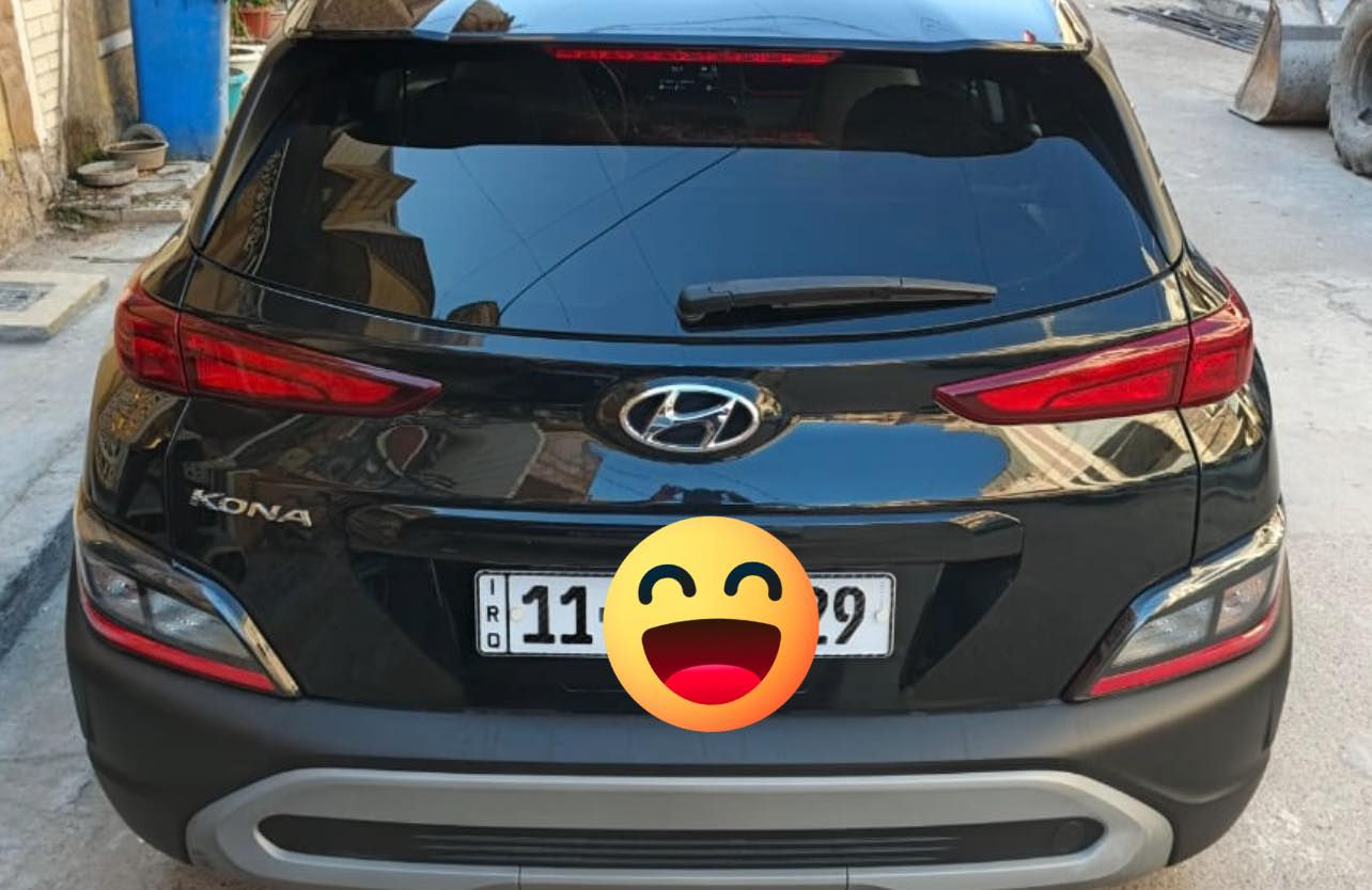 السلام عليكم
هونداي كونا وارد أمريكي 2023 
محرك 2000 دوش 
لون اسود مواصفات sel 
بصمة ابوب . بصمة تشتغيل . تشغيل عن بعد 
شاشة كامرة اصلية 
تحكم استيرن جهتين 
توقف ذاتي 
داخل لونين اسود بيجي 
كشن السائق كهرباء 
رادار امامي جانبي خلفي 360 درجة 
نقط عمياء إشارة بالمراية 
مانع انزلاق 
اوتو استوب 
نزول منحدرات 
أدرايف مود ايكو .اسبورت . نورمال 
ويل كب حجم 17 
السيارة بدون ايرباك السيارة كفالة 
حادث السيارة فقط  تبديل بنيد 
التقرير امريكة عواصف الحادث فقط 
السعر 153 ورقة وبيها مجال بسيط للشراي 
السيارة ماشية 25 الف ميل 

العنوان بغداد حي القاهرة 
***********
رقم الجديد سنوية باسمي تحويل ثاني يوم 
رقم بغداد
