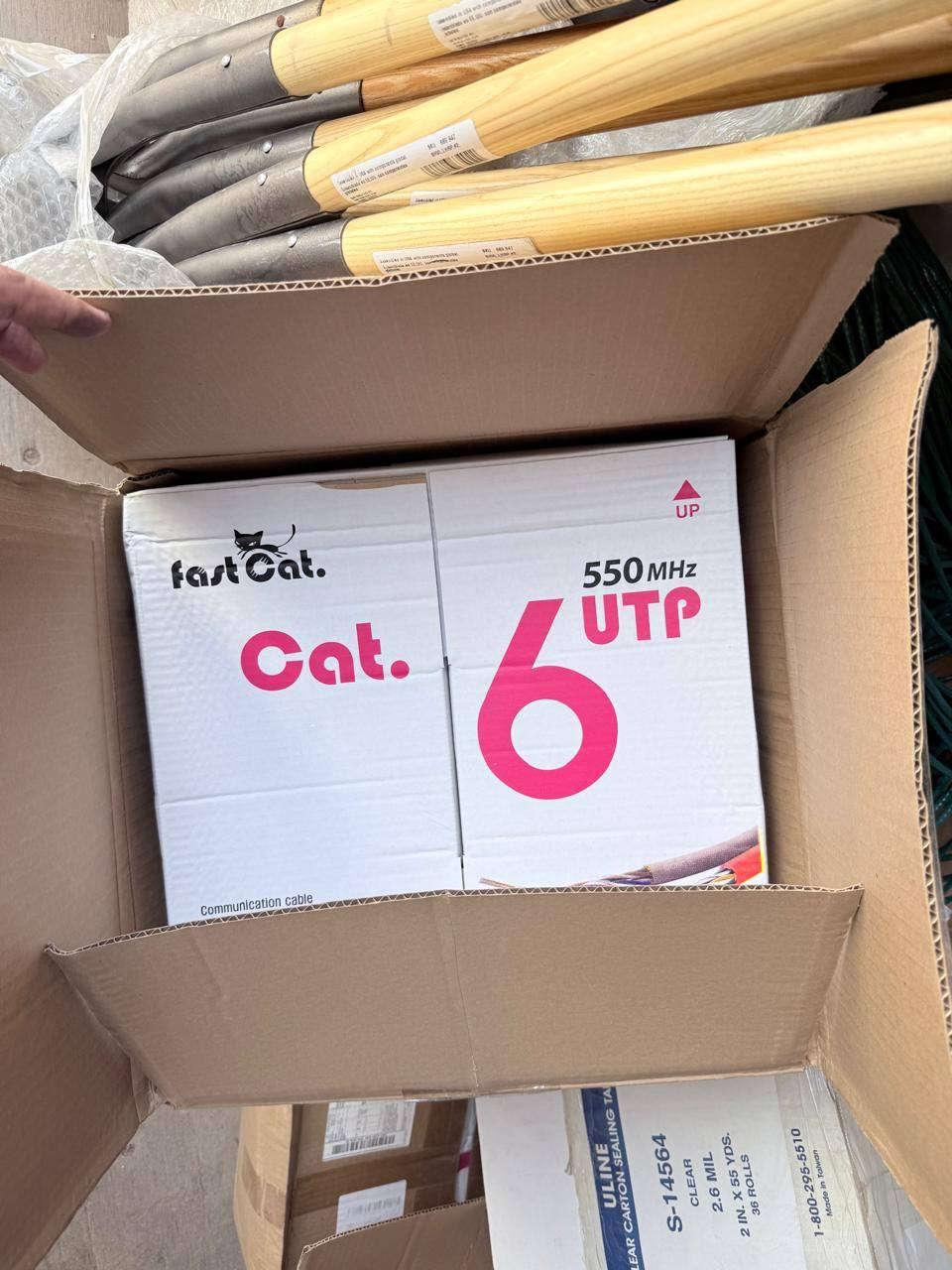 السلام عليكم
للبيع كميات cat 6 

اللفه ب٤٠ الف

شلع سعر يختلف


**إذا كنت صاحب هذا الإعلان وتريد حذفه لأي سبب، رجاءا أرسل رسالة إلى الدعم الفني**