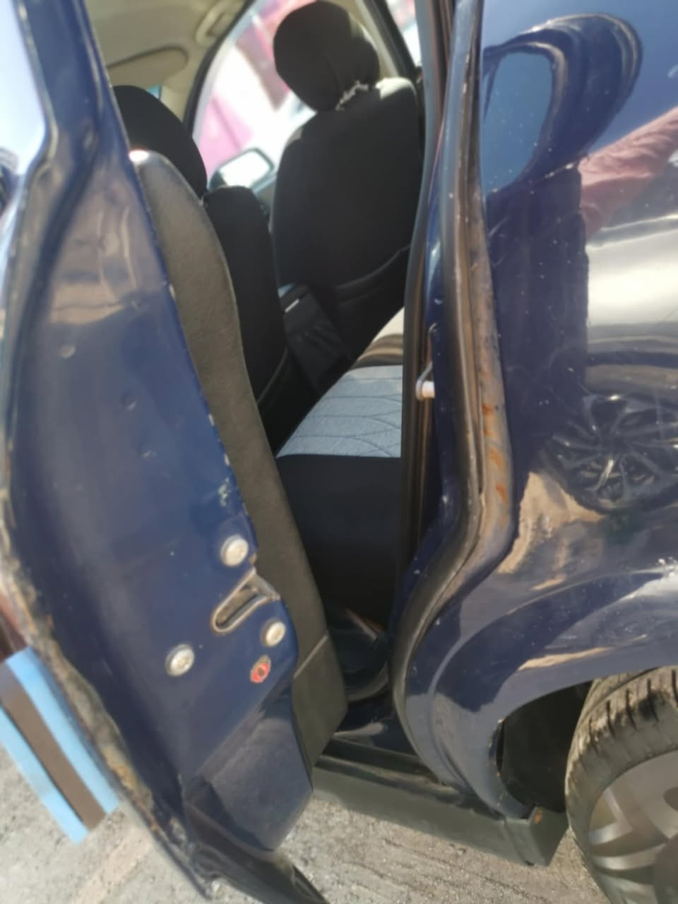 سلام عليكم
سياره اوبل استرا صدامي 

2002 سياره كامله مكمله ومال جناي ربع ما اذب عليهه والسياره معرفه عند جنايه السترا  

سعرهه قفل لا تعبتي ولا  اتعبك 55 قفل اليعجبه يتصل 

وها والسياره بسمي كامله هزوه وكلشي والرقم جديد 

***********

***********
