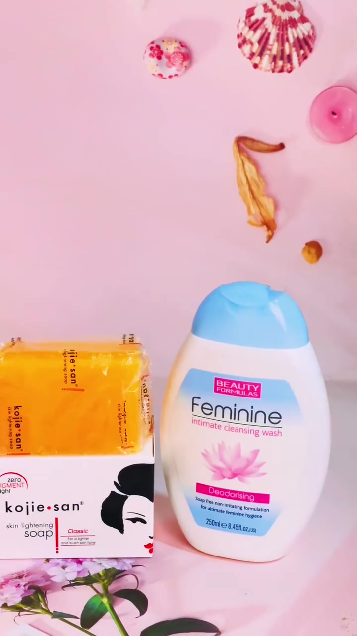 مجموعة العناية والنظافة المتكاملة ✨
جمعتلج أهم المنتجات اللي تحتاجينها حتى تكونين دايمًا بقمة الانتعاش والنظافة.. عناية من الرأس للقدم وبأفضل المكونات:
• غسول Artskin الوردي: انتعاش يدوم 24 ساعة بعطر يجنن ونعومة فائقة للجسم 🌸.
• سيروم Eqqual Berry: فيتامينات تفتيح ونضارة فورية لوجهج، يخلي البشرة تضوي ضوي ✨.
• صابونة Kojie San الأصلية: الحل الأمثل للتصبغات وتوحيد لون البشرة بفعالية يابانية معروفة 🧼.
• غسول Feminine للمناطق الحساسة: حماية ونظافة لطيفة يومية مع شعور بالراحة والثقة 💧.
خليج دايمًا متألقة ومهتمة بتفاصيلج! 😍🛍️

سعر العرض ٢٥ الف


**إذا كنت صاحب هذا الإعلان وتريد حذفه لأي سبب، رجاءا أرسل رسالة إلى الدعم الفني**