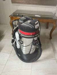 مكنسه لبيع مال غسل وتنشيف بعدهة جديده مستعمله شي قليل العنوان بغداد 07...