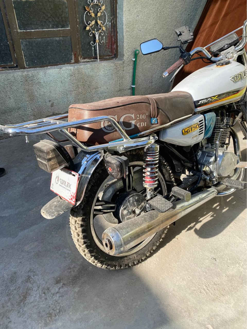 دراجه سونلنك موديل 25 جديده حجم محرك 200 ياباني مختوم بلادي 

مراوس بدراجه بوكسر نضيفه مكفوله تواصل واتساب (***********) بغداد, العراق
