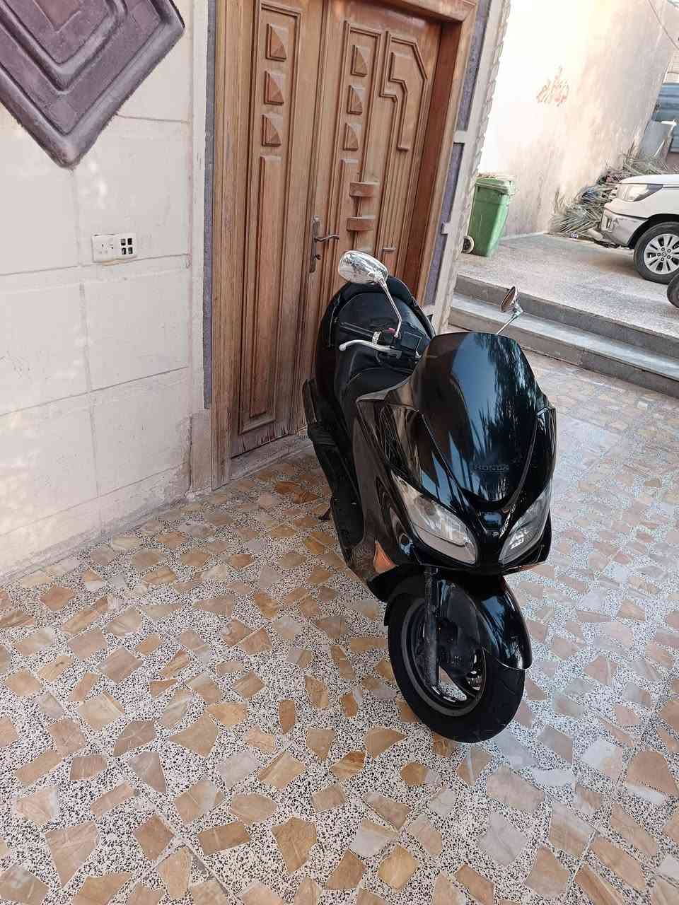 فورزه صفر 9 كرستال ٧كير اربعه تحويلات مكينه برغي مامفتوح بيها ناعمه شعله معدل كهربائيات كلها شغاله 
الشراي يتصل السعر ٨٥٠ العنوان بغداد 
***********
