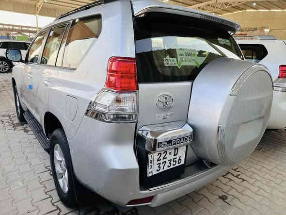 سلام عليكم 

البيع مراوس 

مكفول من صبغ ضربا تبديل بارد كفال عامه حتا دعاميته بشرط الفحص 

مكينه وكير مكفولة غير مفتوحة 

موديل 2013

موصفاته 

مكينه ٦سلندر 

دبل تانكي 

فتحه 

فور ويل 

ثلاجه 

مري شفط 

بصمه 

٧راكب 

٣قطع تبريد 

تحكمات استيرا 

شاشه 

كامرا 

حساس امامي وخلفي 

دبل تانكي 

سعر ٢٩٨ وبيها مجال
باقي موصفات معروفه 

***********
