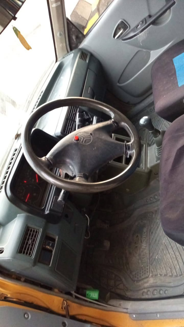 سلام عليكم سايبه موديل 2011 رقم الماني بغداد كير مكينه جدد صدر امامي خلفي جديد تخم تايرات جدد كهربايات كله شغاله السياره خير من لله الشرعي بل شعب السعر 20 السياره مصفره هيئه وغرامات ممتواجد على فيس رقم الهاتف ***********
